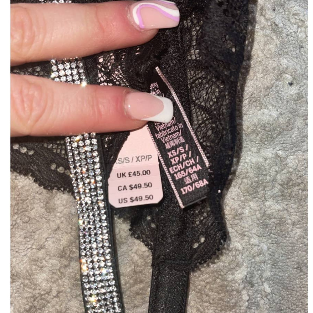 Victoria’s Secret lingerie - Picture 2 of 2